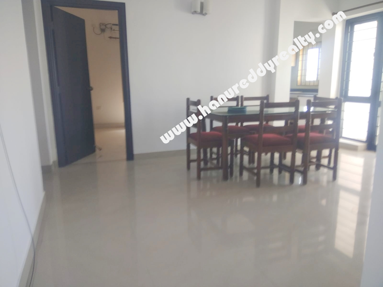3BHK Flat for Rent at Vishranti Mistral Apartment, OMR, Sholinganallur